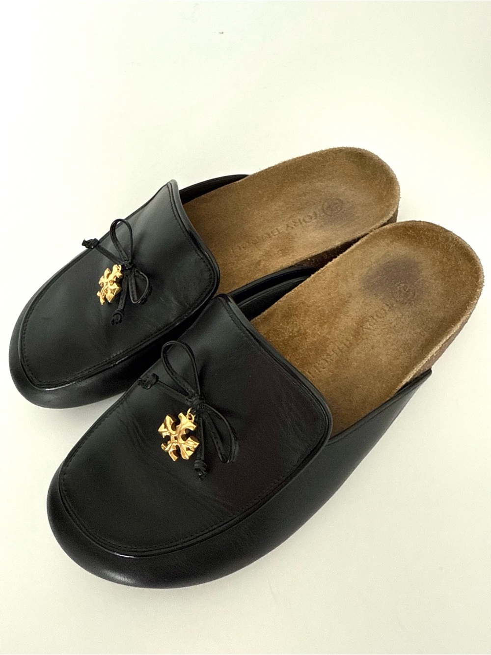 EUC Tory Burch Charm Mules Flat Slip-on Black Genuine Leather Natural Cork